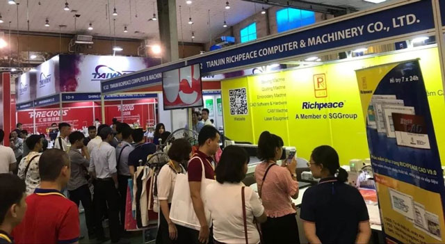 厲害了富怡，中外四展同開 → 高人氣，不容小覷