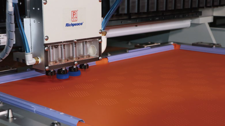 富怡全自動沖、復、縫、繡生產(chǎn)線01-18