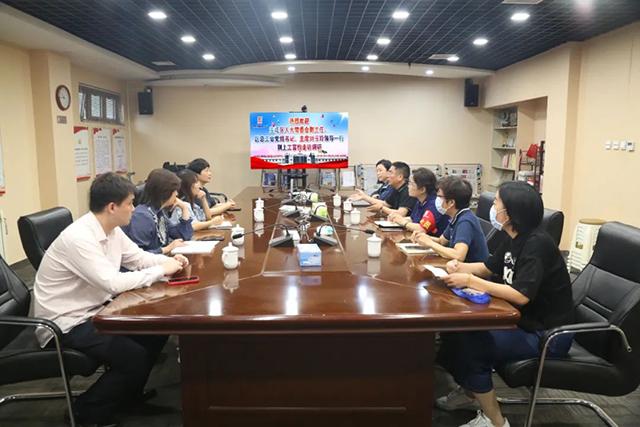 寶坻區總工會領導深入基層，為企業職工送關懷！